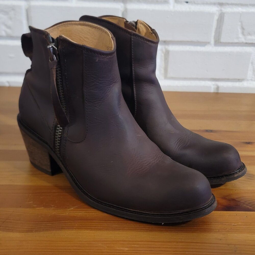 Fluevog Adrianna Hannah boots